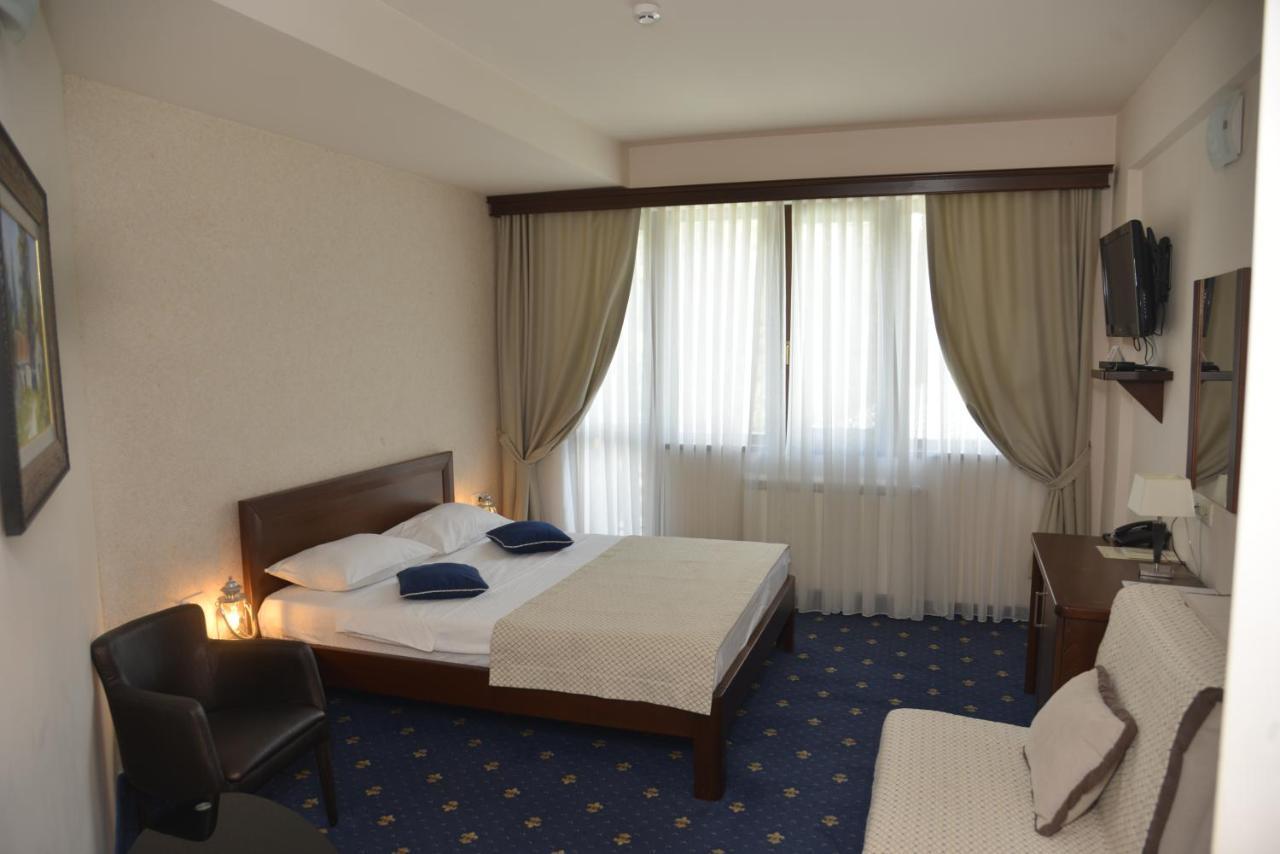 Hotel Trebjesa Nikšić Zewnętrze zdjęcie