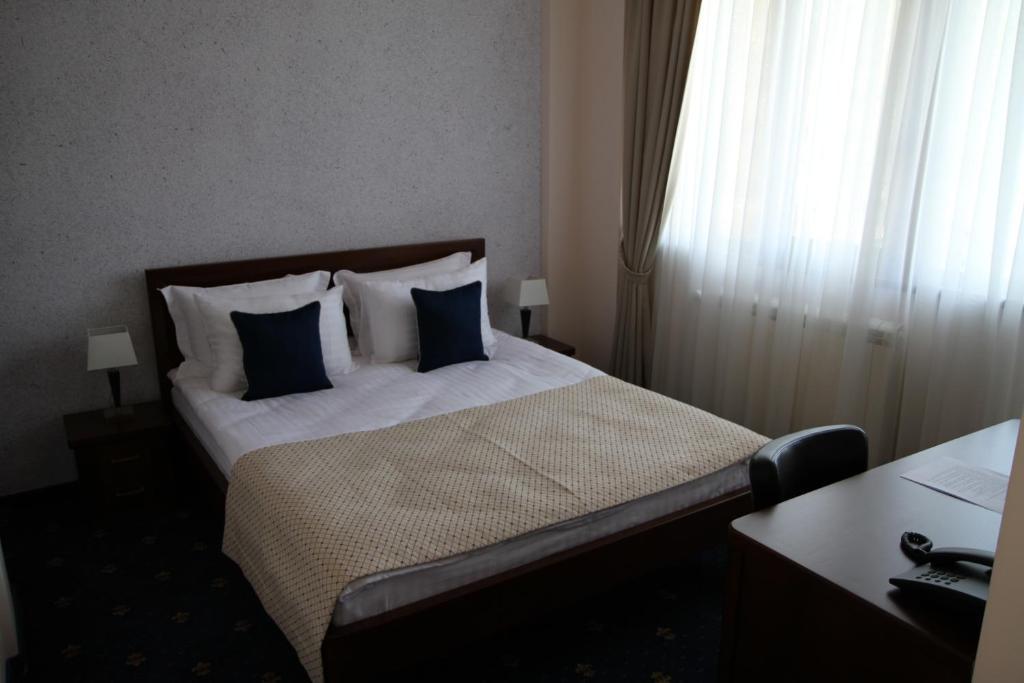 Hotel Trebjesa Nikšić Pokój zdjęcie