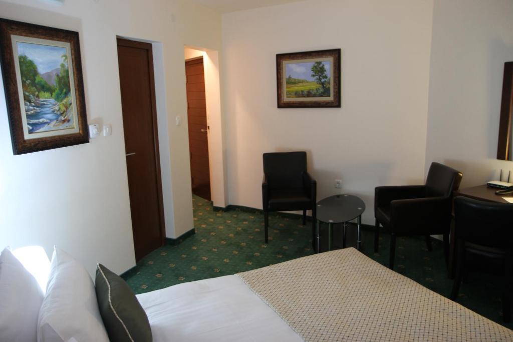 Hotel Trebjesa Nikšić Pokój zdjęcie